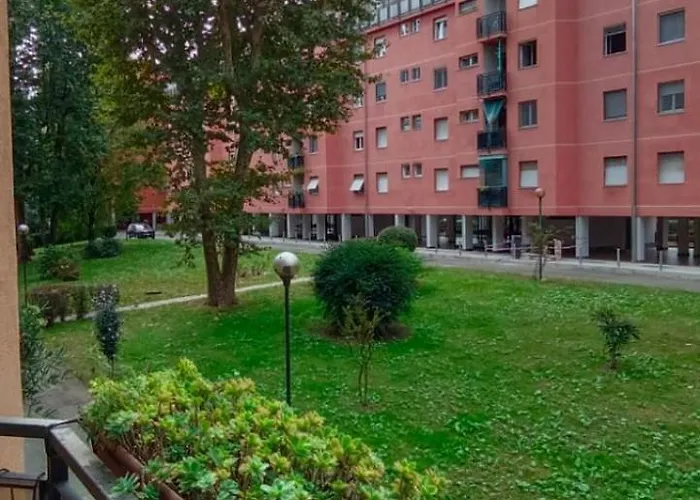 Pm 50 Via Pietro Boifava Guest House